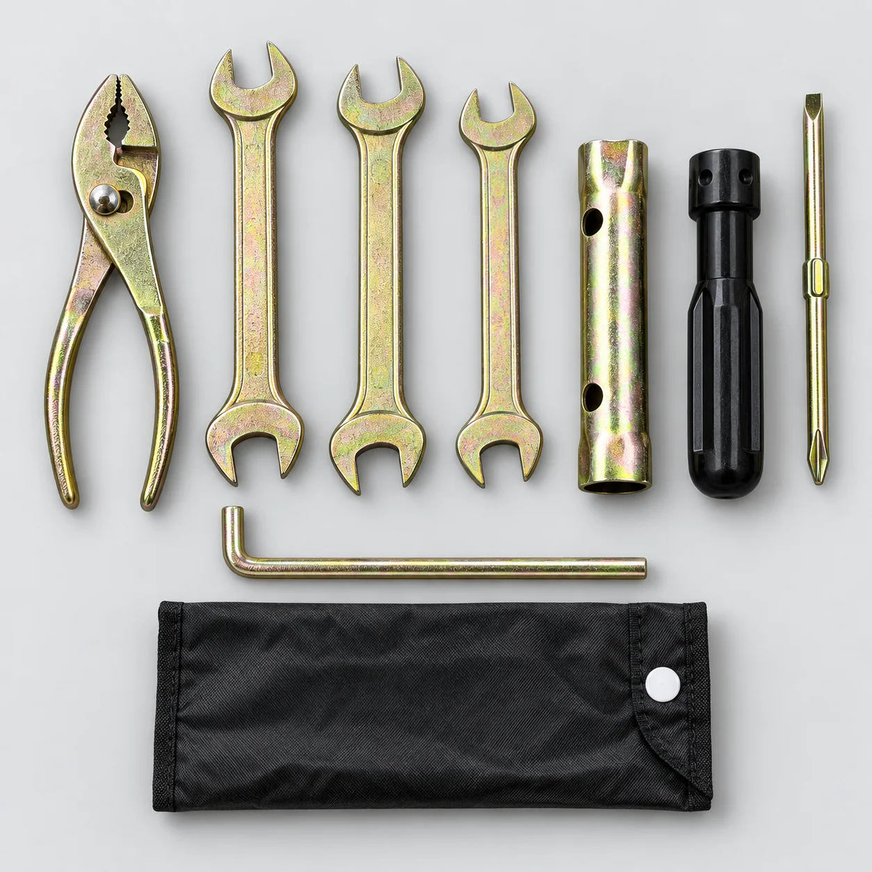 Compact roadside tool pouch